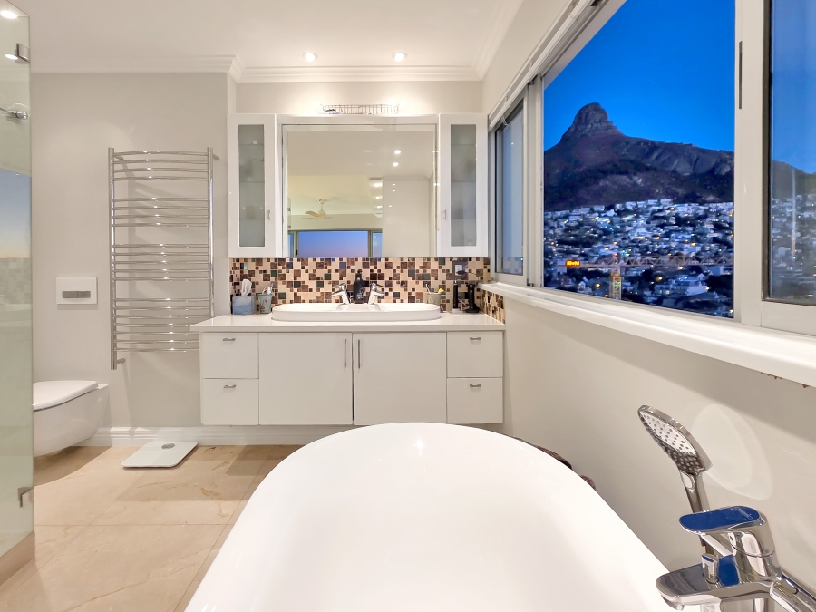 To Let 2 Bedroom Property for Rent in Sea Point Western Cape